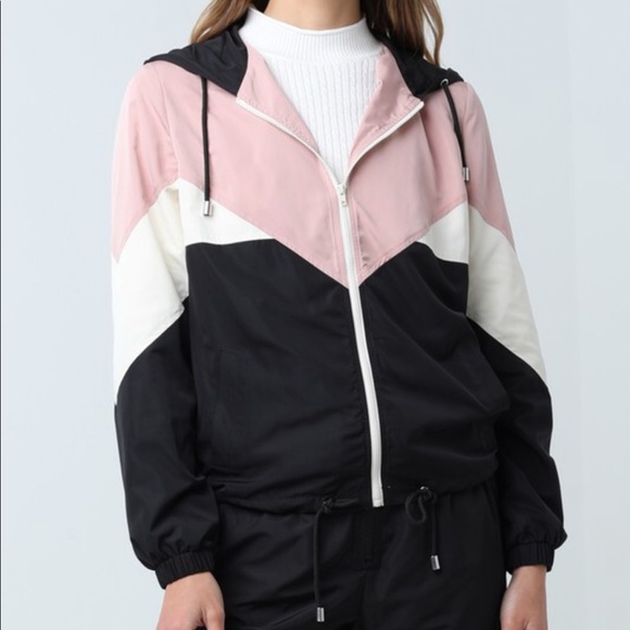 🆕 TIA Color Block Zip Hooded Windbreaker - Picture 8 of 8